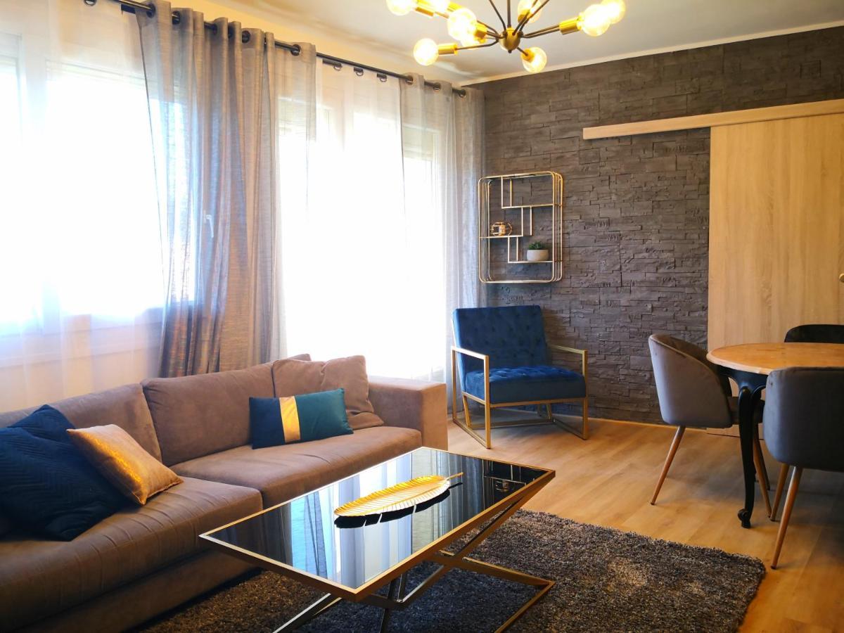 Logement Entier 78 M2, 7 Pers Cosy Et Spacieux Proche Du Centre-Ville Et De La Gare Aviñón Exterior foto